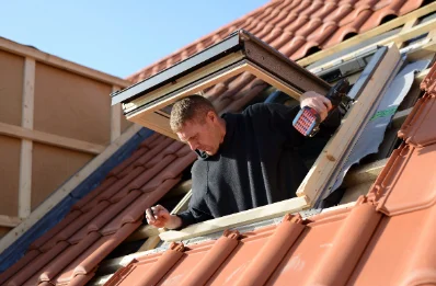 Pose de fenêtres de toit Velux à Lavalade